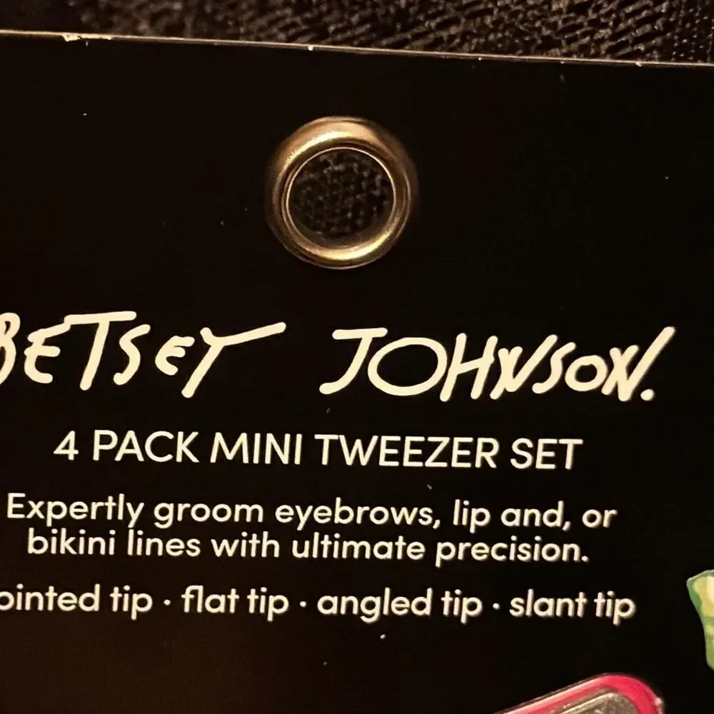 BETSEY JOHNSON Mini tweeers